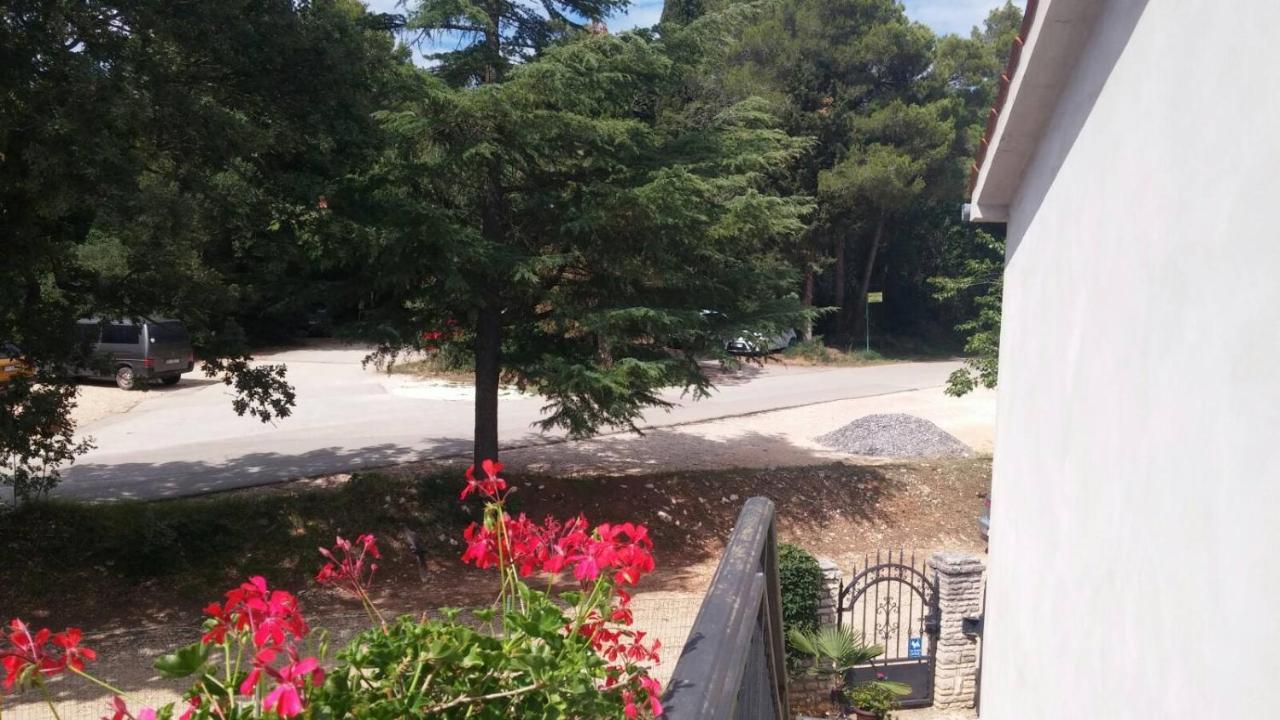 Kaiserwald Pula Buitenkant foto